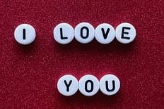 Suomessa ei sanota “minä rakastan sinua” huolettomasti / We don’t say “I love you” carelessly in Finland